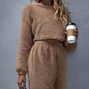Teddy Cropped Pullover